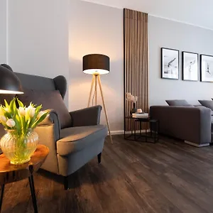 https://deluxe-apartment-garden-central-industrial-fair.dusseldorf-hotel.net